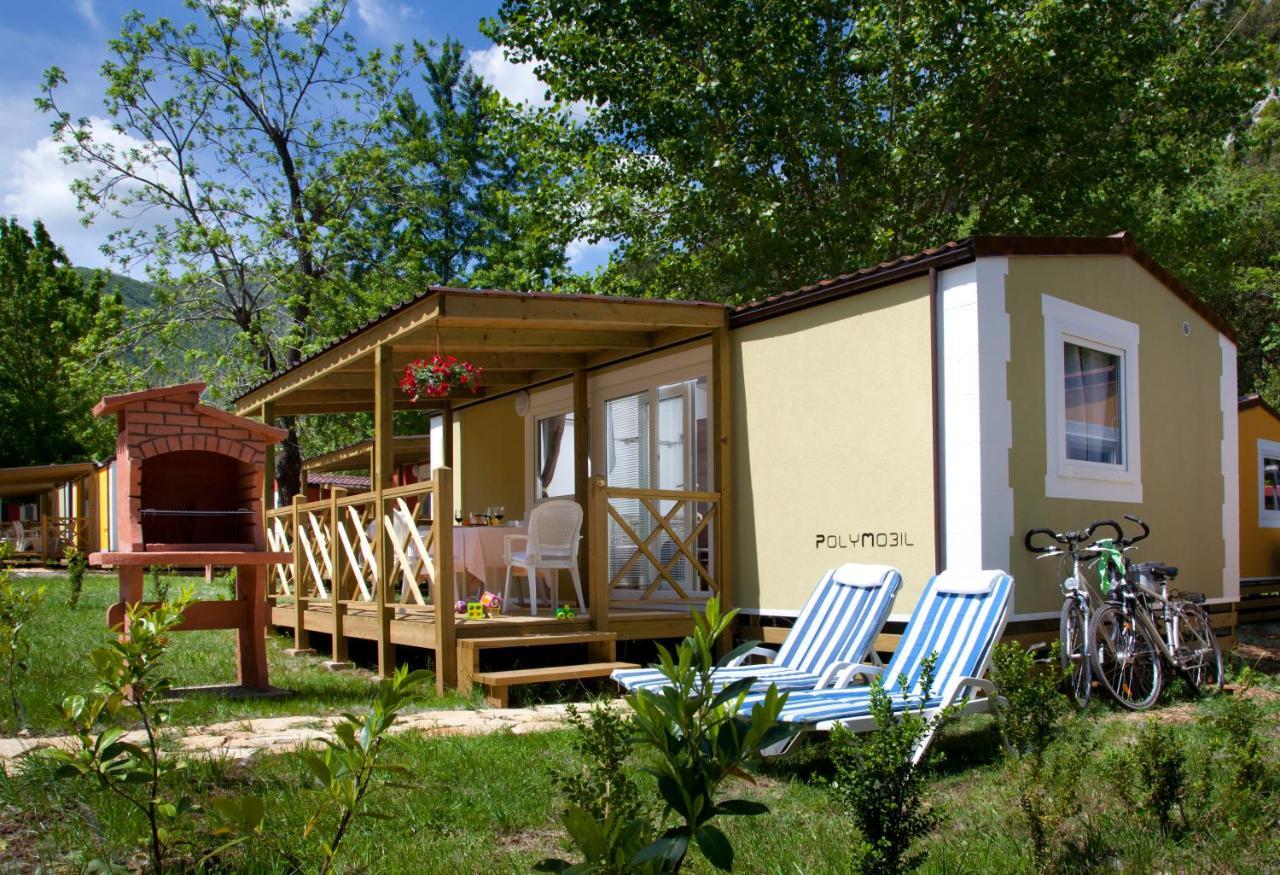 Campsite & Holiday Resort Medveja Exteriör bild